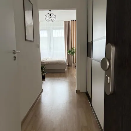 Apartamento New Modern Prague, Free Parking, Gym *